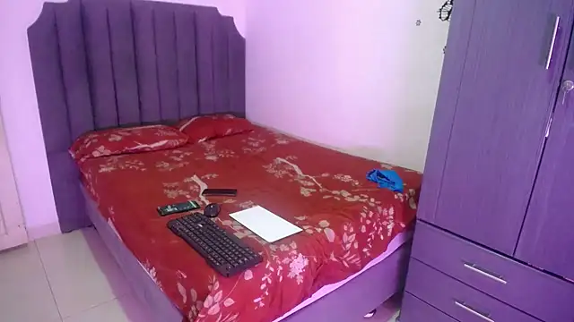 moree Queen online show from 09-20-25, 09:16