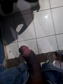 Snapshot of Ailton9865 chatting on 09-13-25, 03:06 Ailton9865 online show from 09-13-25, 03:06