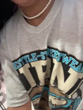 Snapshot of Dulce__Boyd chatting on 01-08-26, 01:24 Dulce Boyd online show from 01-08-26, 01:24