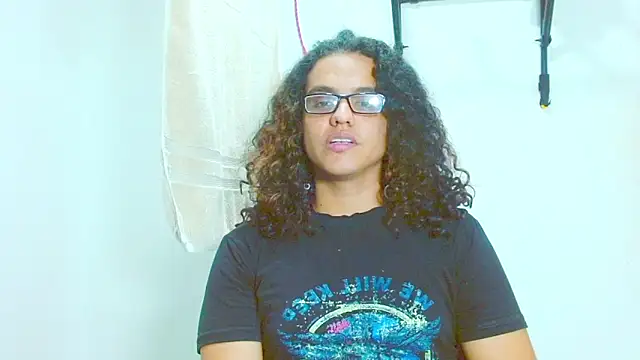 Snapshot of Diane_blossom chatting on 02-13-25, 12:02 Diane blossom online show from 02-13-25, 12:02