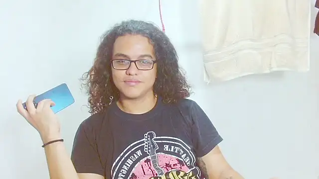 Snapshot of Diane_blossom chatting on 03-06-25, 05:54 Diane blossom online show from 03-06-25, 05:54