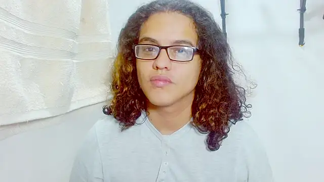 Snapshot of Diane_blossom chatting on 03-20-25, 05:15 Diane blossom online show from 03-20-25, 05:15