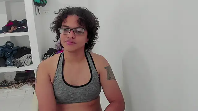 Snapshot of Diane_blossom chatting on 09-23-25, 12:52 Diane blossom online show from 09-23-25, 12:52