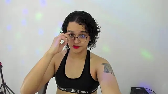 Snapshot of Diane_blossom chatting on 10-23-25, 06:50 Diane blossom online show from 10-23-25, 06:50