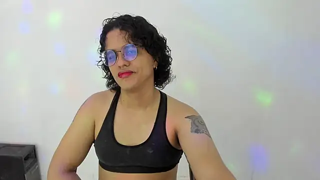 Snapshot of Diane_blossom chatting on 11-03-25, 05:58 Diane blossom online show from 11-03-25, 05:58