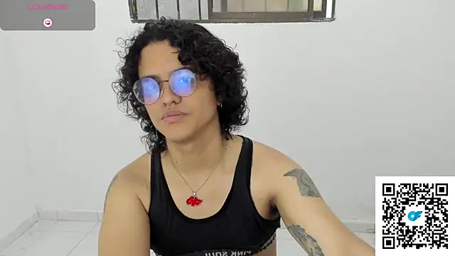 Snapshot of Diane_blossom chatting on 11-20-25, 07:13 Diane blossom online show from 11-20-25, 07:13