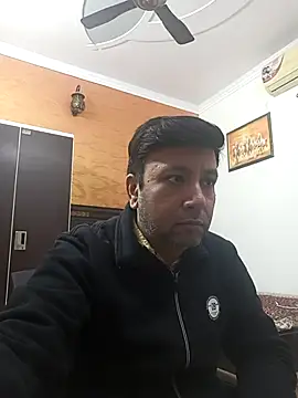 innocentboy1987 online show from 12-20-25, 04:41