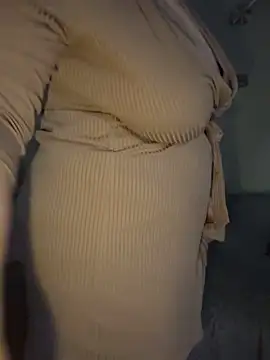 Snapshot of Luna_Echo chatting on 02-13-25, 08:13 Luna Echo online show from 02-13-25, 08:13