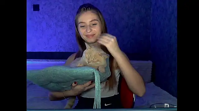 Nana Rain online show from 03-10-25, 04:03
