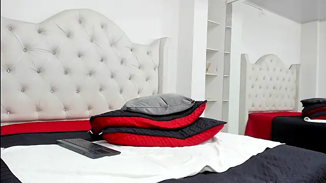 Aiiden 15 online show from 02-20-25, 02:57