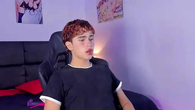 Aiiden 15 online show from 09-12-25, 12:05