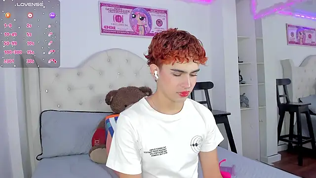 Aiiden 15 online show from 11-12-25, 05:46