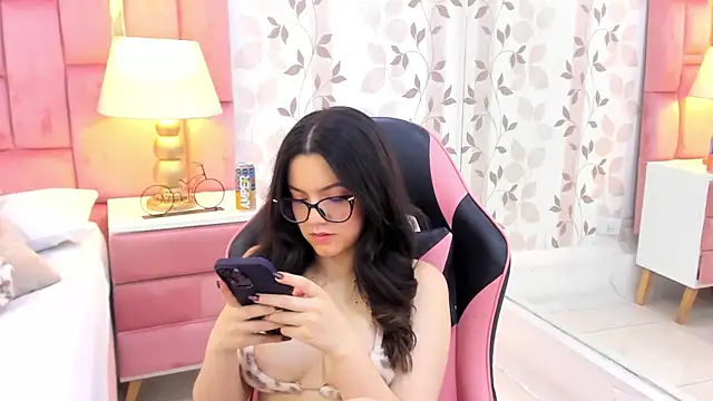 Snapshot of ArianaFranco chatting on 02-10-26, 01:37 ArianaFranco online show from 02-10-26, 01:37