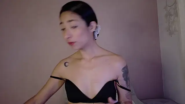 oishii ambar online show from 09-24-25, 02:42