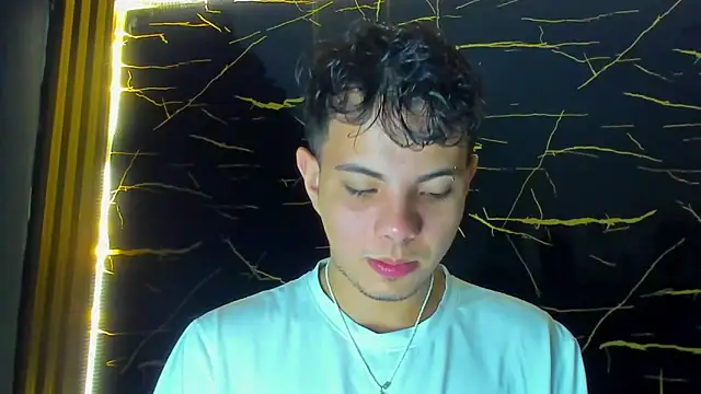 Alessandro 1610 online show from 04-07-26, 03:40