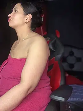 Snapshot of Carola-Ross chatting on 03-20-25, 08:53 Carola-Ross online show from 03-20-25, 08:53