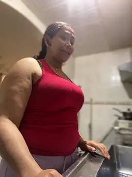 Snapshot of Carola-Ross chatting on 09-30-25, 06:24 Carola-Ross online show from 09-30-25, 06:24