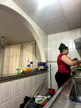 Snapshot of Carola-Ross chatting on 10-20-25, 05:57 Carola-Ross online show from 10-20-25, 05:57