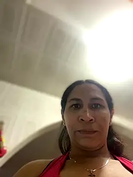 Snapshot of Carola-Ross chatting on 12-02-25, 05:41 Carola-Ross online show from 12-02-25, 05:41