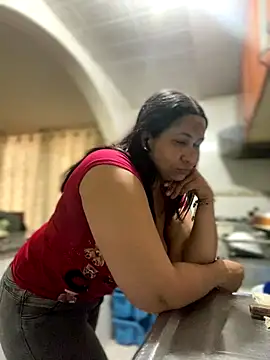 Snapshot of Carola-Ross chatting on 12-03-25, 05:11 Carola-Ross online show from 12-03-25, 05:11