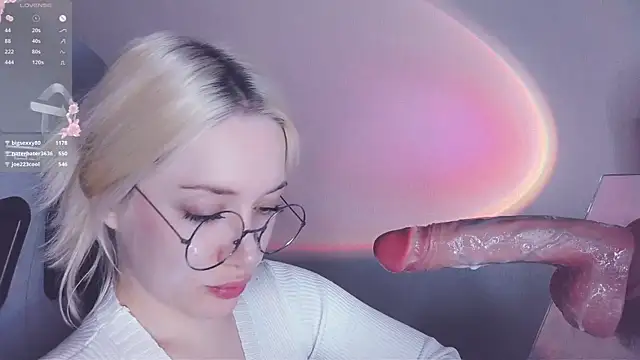 Snapshot of _chatur_babe chatting on 03-22-25, 07:53  chatur babe online show from 03-22-25, 07:53