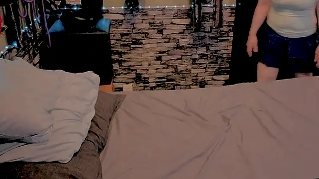 Snapshot of Scarlett_Switch chatting on 09-26-25, 12:25 Scarlett Switch online show from 09-26-25, 12:25