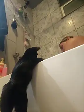 ShysluutGia online show from 12-19-25, 07:37