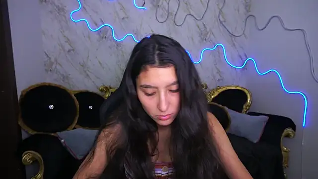 Snapshot of CharmMocco chatting on 02-10-25, 01:44 CharmMocco online show from 02-10-25, 01:44