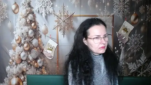 Miroslava Happi online show from 12-15-25, 06:17