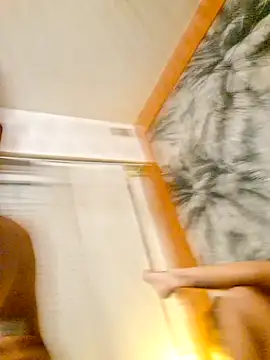 Snapshot of arnaudelsa chatting on 10-05-25, 06:56 arnaudelsa online show from 10-05-25, 06:56