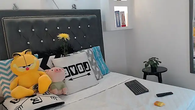 MaikyCooper online show from 03-23-25, 03:43