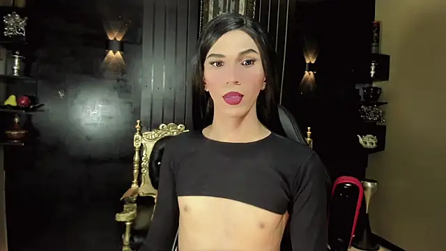 emelly horny  online show from 02-21-25, 11:33