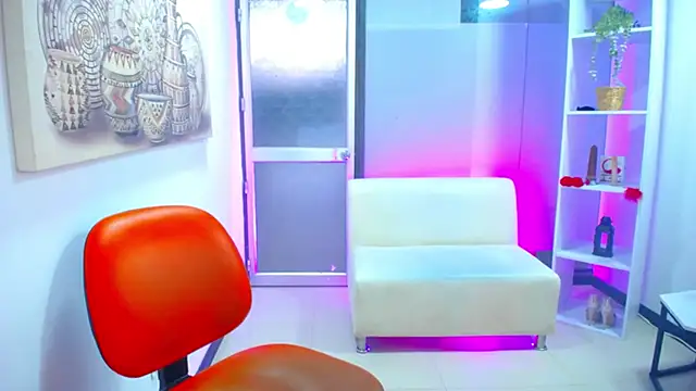 Snapshot of Katelady chatting on 02-21-25, 11:55 Katelady online show from 02-21-25, 11:55