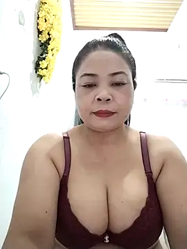 Baby-bigtits2024 online show from 03-04-25, 12:55