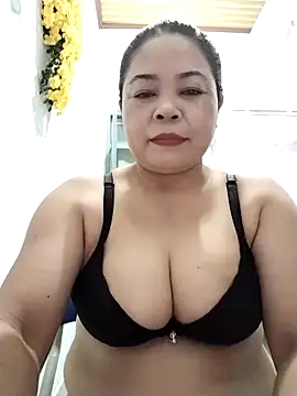 Baby-bigtits2024 online show from 10-18-25, 01:34