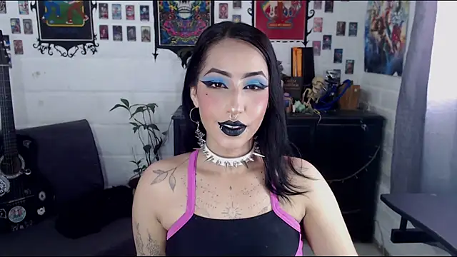 Snapshot of Nyx_Blackmoon chatting on 02-27-25, 12:45 Nyx Blackmoon online show from 02-27-25, 12:45