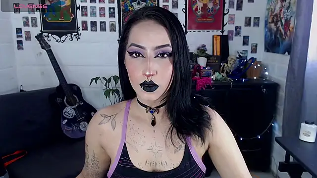 Snapshot of Nyx_Blackmoon chatting on 03-03-25, 01:42 Nyx Blackmoon online show from 03-03-25, 01:42