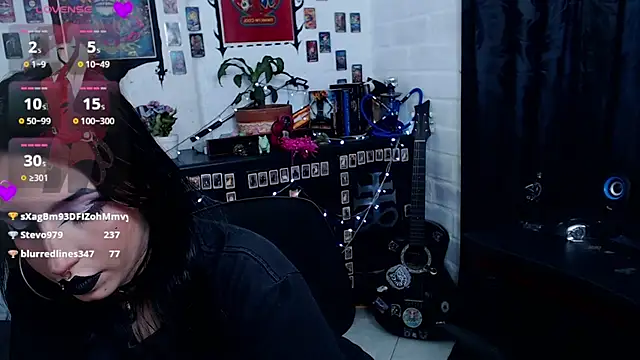 Snapshot of Nyx_Blackmoon chatting on 03-13-25, 08:11 Nyx Blackmoon online show from 03-13-25, 08:11