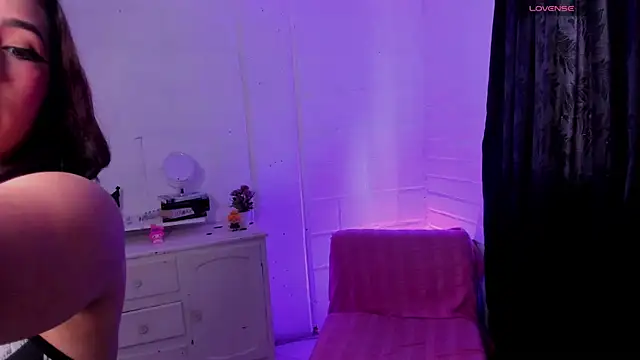 Nyx Blackmoon online show from 04-15-26, 02:46