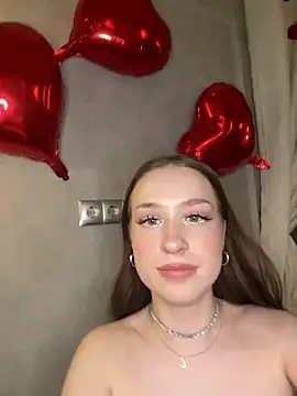 Jackie White  online show from 02-20-25, 01:03