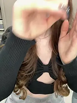 Jackie White  online show from 03-19-25, 05:06