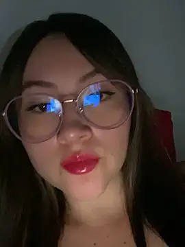 ValentinaOrtiz3 online show from 03-04-25, 02:06