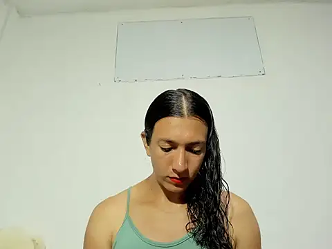 pamelyhot online show from 02-20-25, 05:07