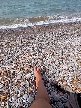 Snapshot of gkal7877_ chatting on 09-27-25, 12:21 gkal7877 online show from 09-27-25, 12:21