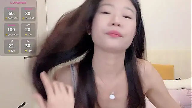 yunyun121 online show from 11-16-25, 02:44