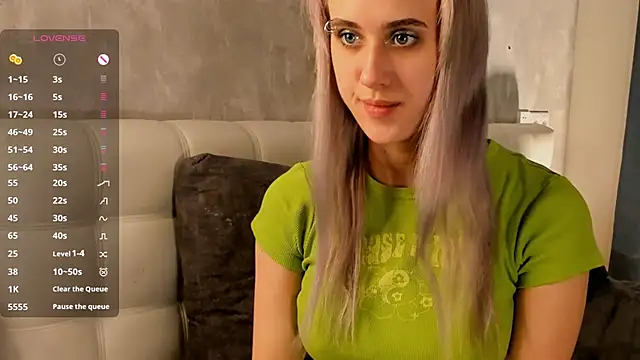 Snapshot of ConstanceBails chatting on 02-23-25, 12:27 ConstanceBails online show from 02-23-25, 12:27