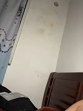 Snapshot of 0W00GIGi chatting on 02-13-25, 01:48 0W00GIGi online show from 02-13-25, 01:48