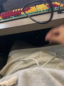 Snapshot of 0W00GIGi chatting on 03-13-25, 07:42 0W00GIGi online show from 03-13-25, 07:42