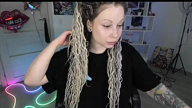 HoneySallyMoore online show from 03-12-26, 03:29