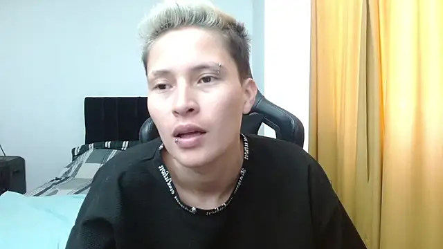 Snapshot of duo_peludoo chatting on 06-23-26, 05:22 duo peludoo online show from 06-23-26, 05:22